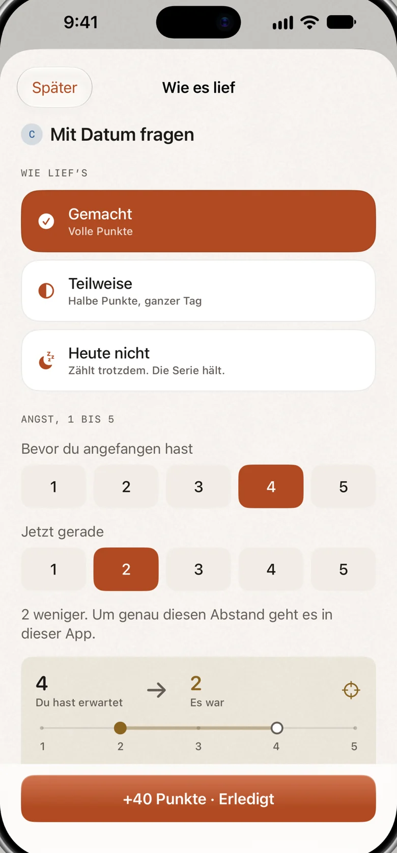 Der Bildschirm „Wie es lief“: drei Antworten, die Angst vorher und nachher und der Abstand zwischen deiner Schätzung und der echten Zahl.